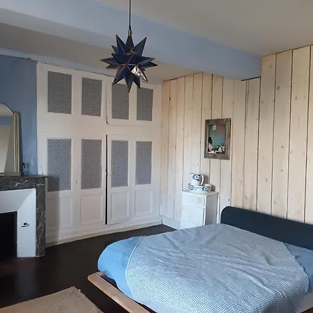 Holiday home Beautiful House With Character In Village With Garden *