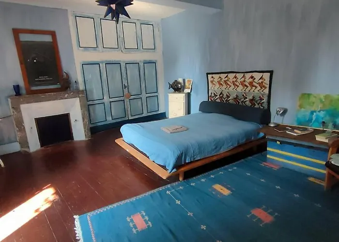 Beautiful House With Character In Village With Garden * La Sauvetat (Gers)