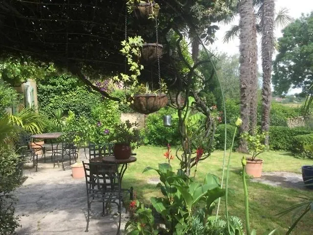 Beautiful House With Character In Village With Garden *