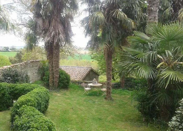 Beautiful House With Character In Village With Garden Holiday home La Sauvetat (Gers)